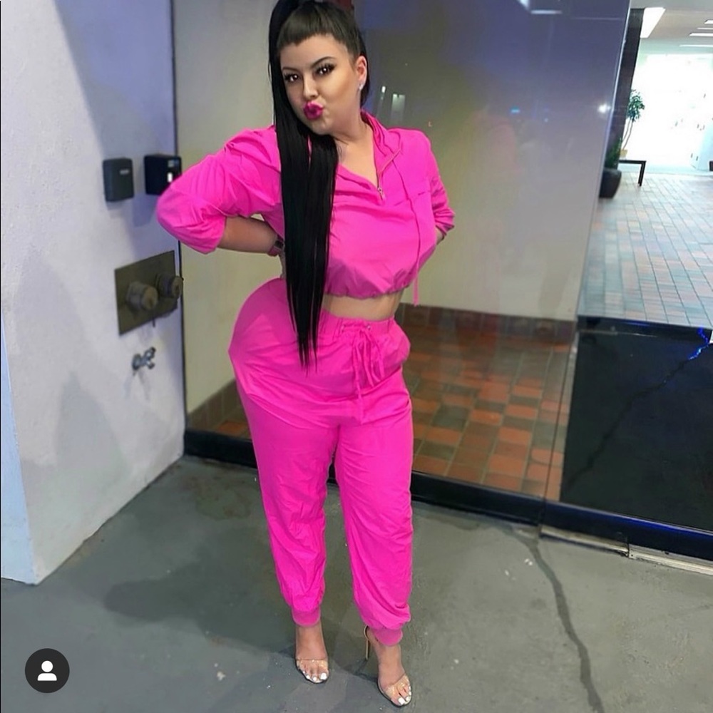 Fashion Nova windbreaker set